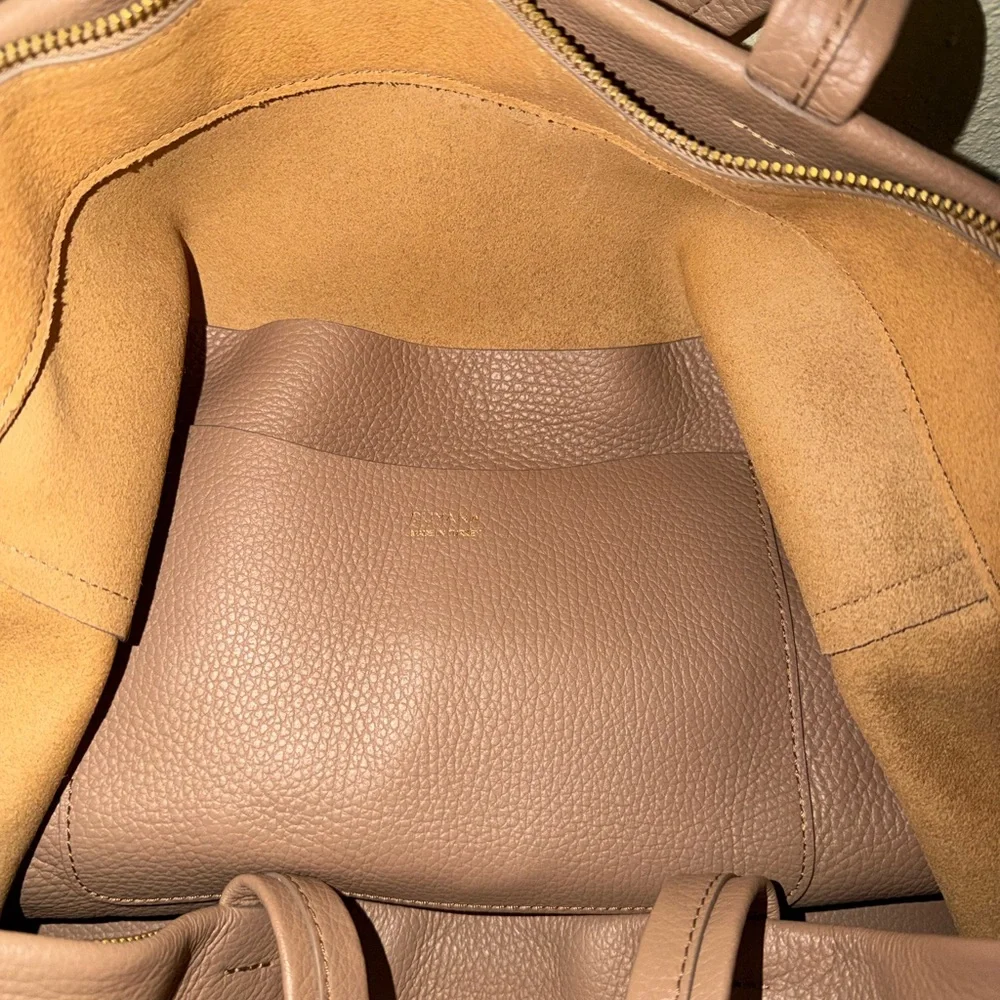 Cuyana Weekender Bag - Picture 6 of 6